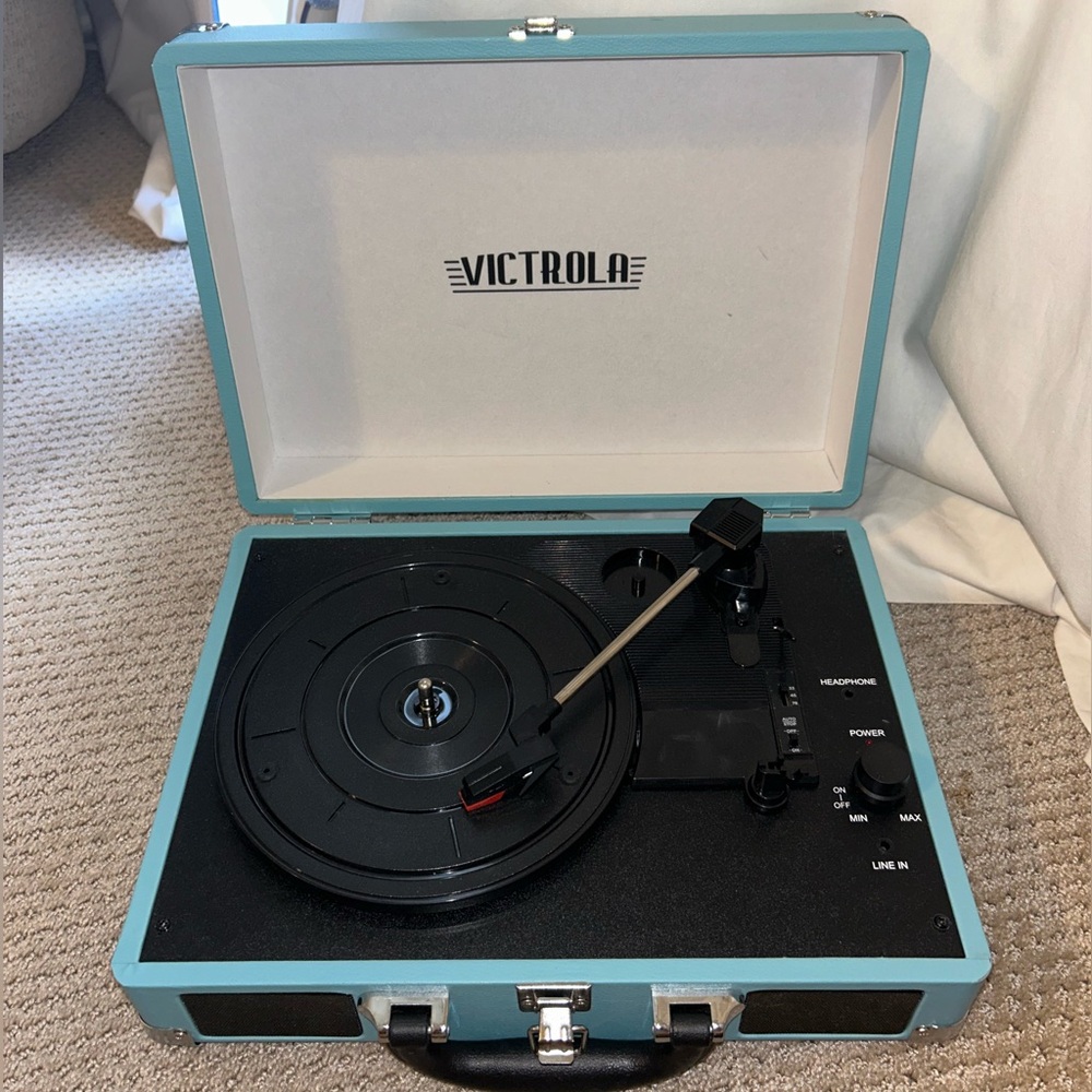 Portable Blue Turntable Case